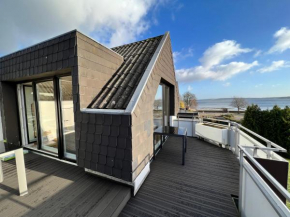BEACH HOUSE II - Penthousewohnung in Bestlage mit sonniger Dachterrasse und top Meerblick in Harrislee